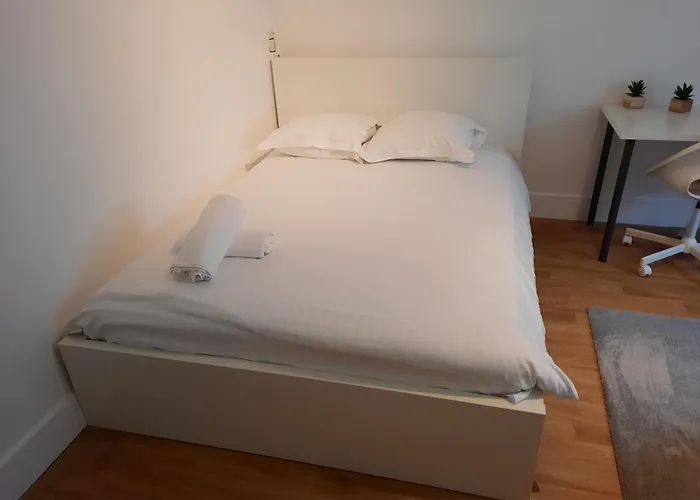 Apartment La Cite - 2 Personnes, Proche De La Gare Dijon